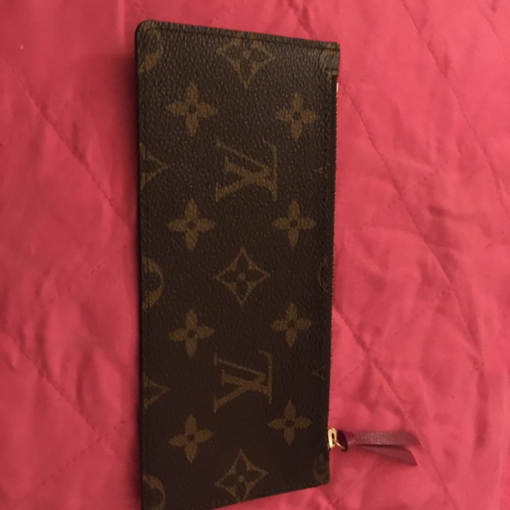 Wallet - Picture 8 of 8